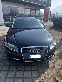 Audi A4 2005 , 140 CV