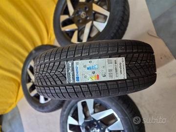 cerchi e pneumatici invernali jeep avenger