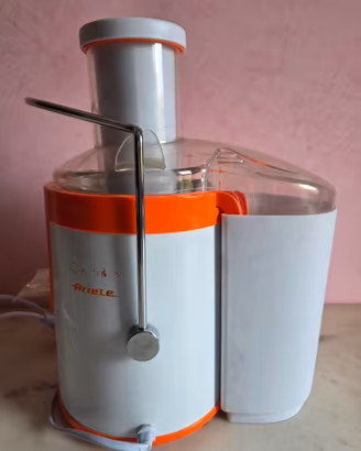 Centrifuga per frutta e verdura Ariete Centrika