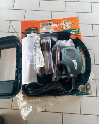 Levigatrice Black+Decker Mouse KA150K nuova kit