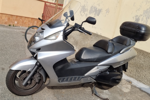 Honda silverwing 400