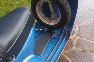 Vespa 150 sprint veloce