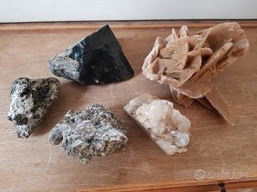 Sassi e minerali naturali decorativi