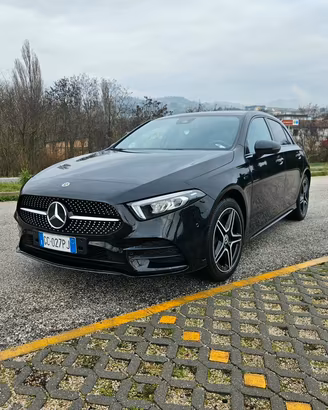 Mercedes-Benz A250e Plug-In Hybrid | AMG Line 