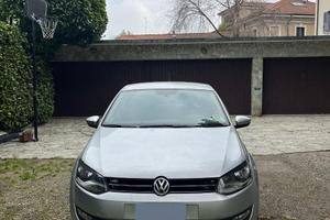 Auto Volkswagen Polo