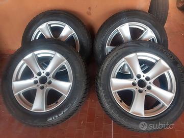 4 gomme e cerchi da 18 seminuove 