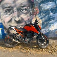 Ktm duke 125