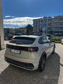 Volkswagen Taigo 1.0 TSI 110 CV DSG R-Line