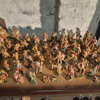 Statue fisse per presepe 