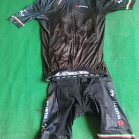 Abbigliamento da ciclista nuovo taglia M