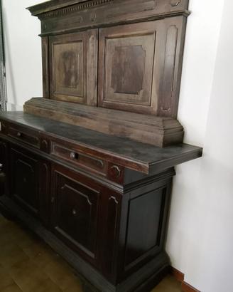 MOBILI IN STILE BOLOGNESE
