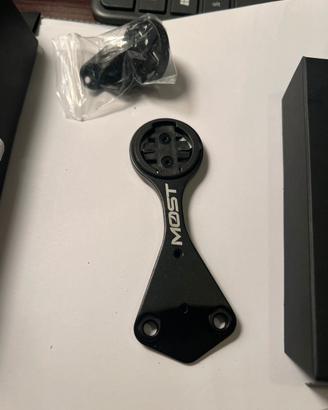 Supporto specifico per manubrio Most Pinarello