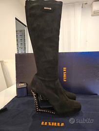 Stivale Le Silla in camoscio