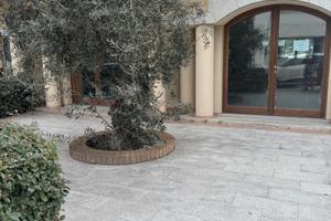 Commerciale possibilità residenziale