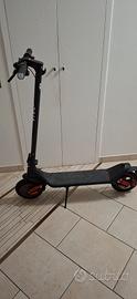 Monopattino vivo