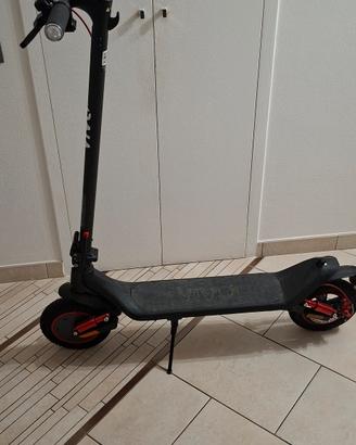 Monopattino vivo