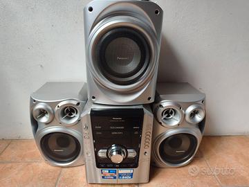 Stereo Panasonic SA-AK640 con casse e subwoofer – 