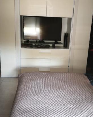 armadio con mobile tv 
