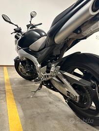 Suzuki GSR 600 - 2006
