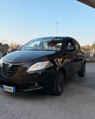 Lancia Ypsilon 1.2 69 CV 5 porte GPL Ecochic Elefa