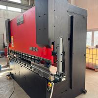 Piegatrice Schiavi Amada