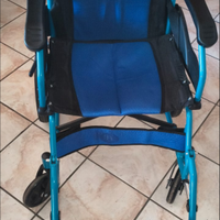 Sedia a rotelle come nuova da 46 cm