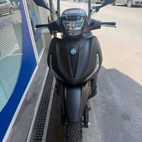 Piaggio Beverly 400 - 2024