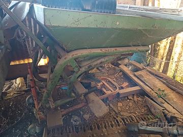 Spargiconcime agricolo