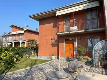 Rif.9338RV16347| casa semi ind. castelnuovo scriv