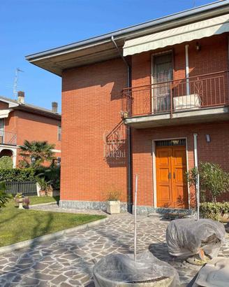 Rif.9338RV16347| casa semi ind. castelnuovo scriv
