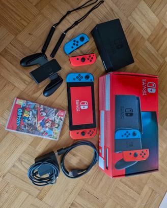 Nintendo Switch + Super Mario Odyssey
