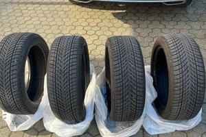 Gomme GoodYear 215/50 R18 98V
