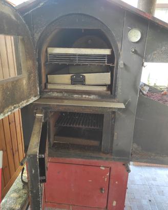 forno a legna con barbecue mai usato