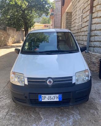FIAT PANDA 4x4  anno2008 cilindrata 1242 benzina