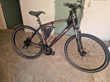 Bici ibrida Frera touring 28