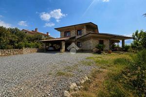VILLA SINGOLA A LATTARICO