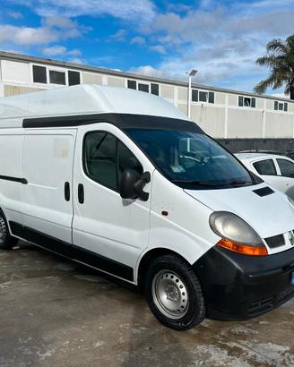 FORD TRAFIC TETTO ALTO CON PEDANA IDRAULICA