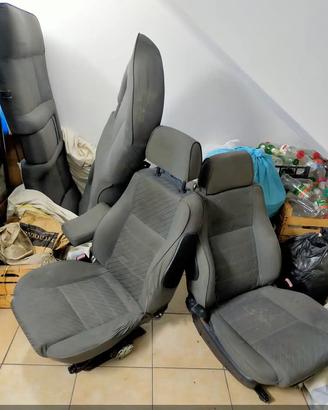 sedili auto alfa 147