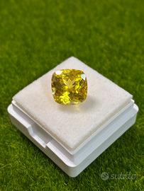 Zaffiro giallo 6.80 ct taglio ovale certificato