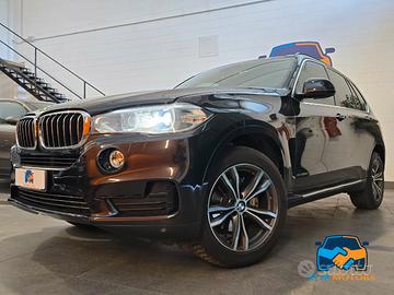BMW X5 xdrive25d Luxury 218cv auto 7 POSTI