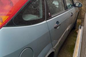 macchina in buone condizione 