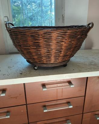 porta vasi con ruote per interno