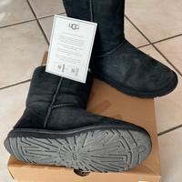 Ugg color nero