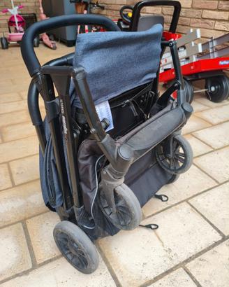 Passeggino leggero Inglesina sketch blu