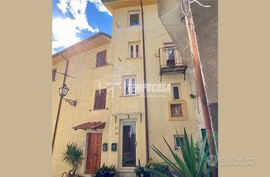 SOLUZIONE INDIPENDENTE VISTA MARE AD ANTONA