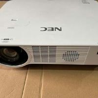 Proiettore NEC durata 20.000 ore 5K lumen FULL HD