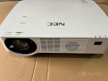 Proiettore NEC durata 20.000 ore 5K lumen FULL HD
