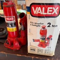 Set crick + cuneo fermaruota camion