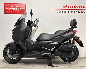 Yamaha X-Max 300