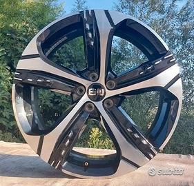 4 Cerchi In Lega Da 19 Originali DR Modello F35